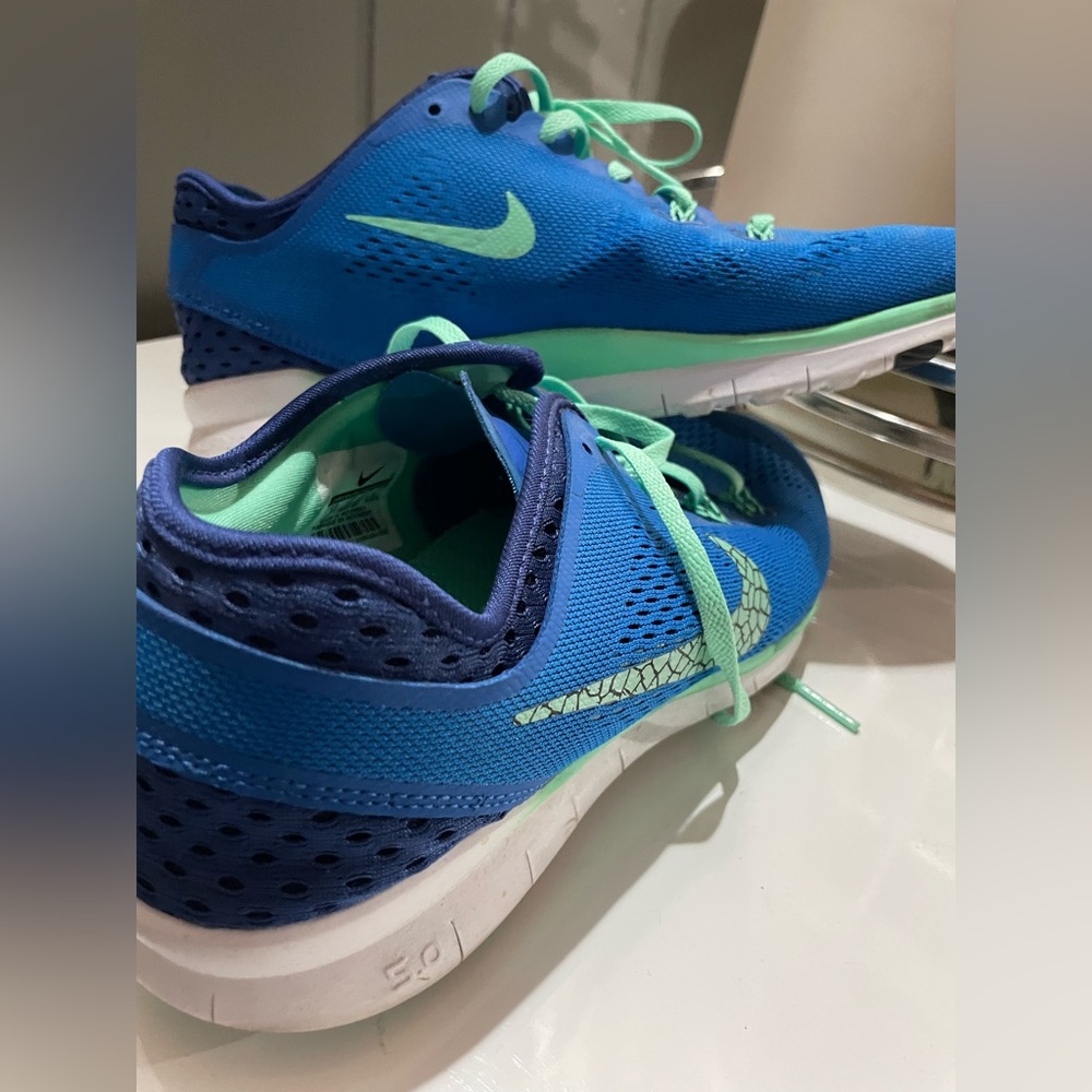 Nike shoes